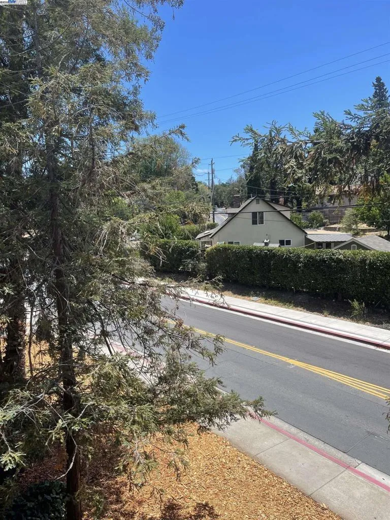 185 Sierra Dr 206, Walnut Creek, California 94596 home-pic-13